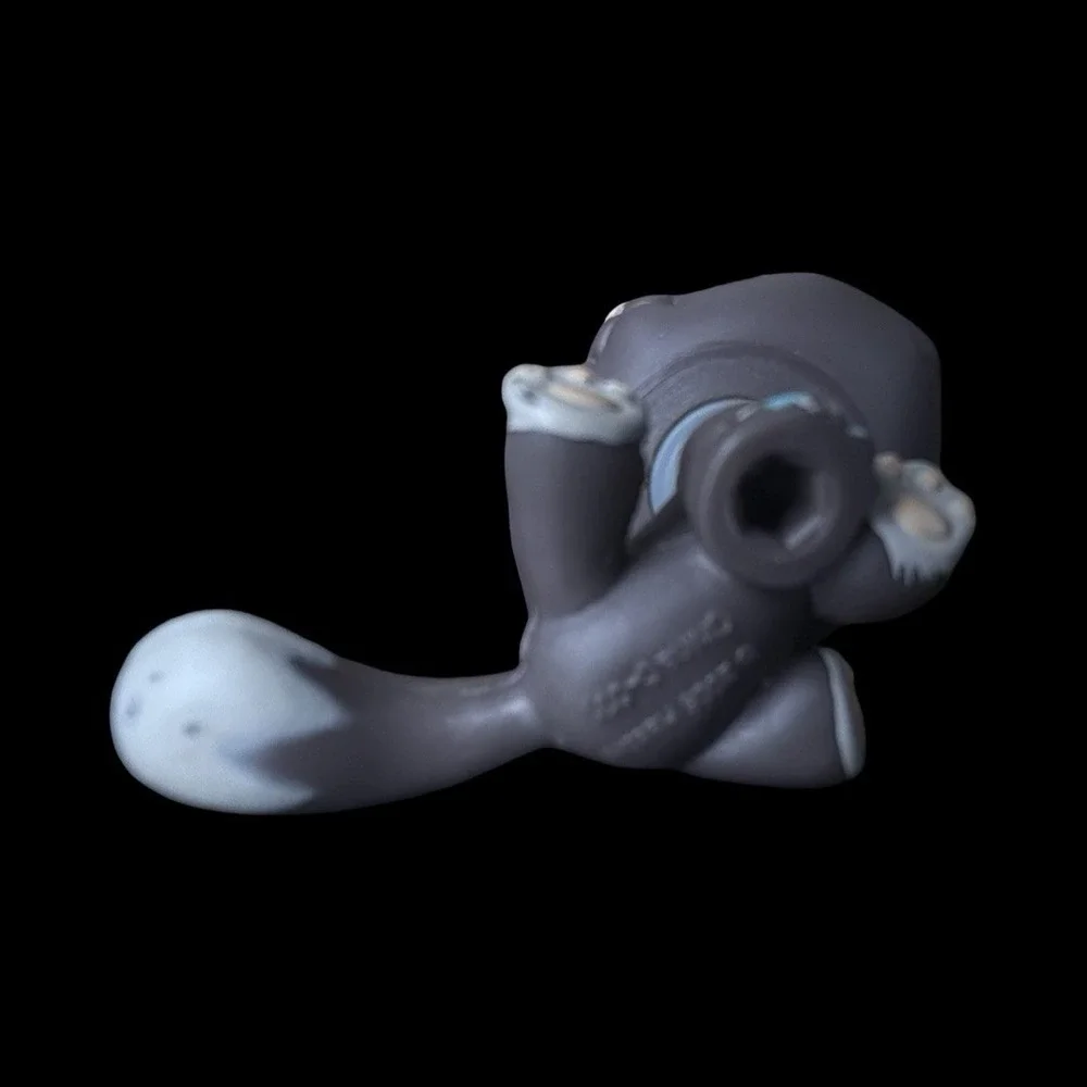 Littlest Pet Shop #815 Cat Gray Black Blue Paint Splatter Sitting Green Eyes